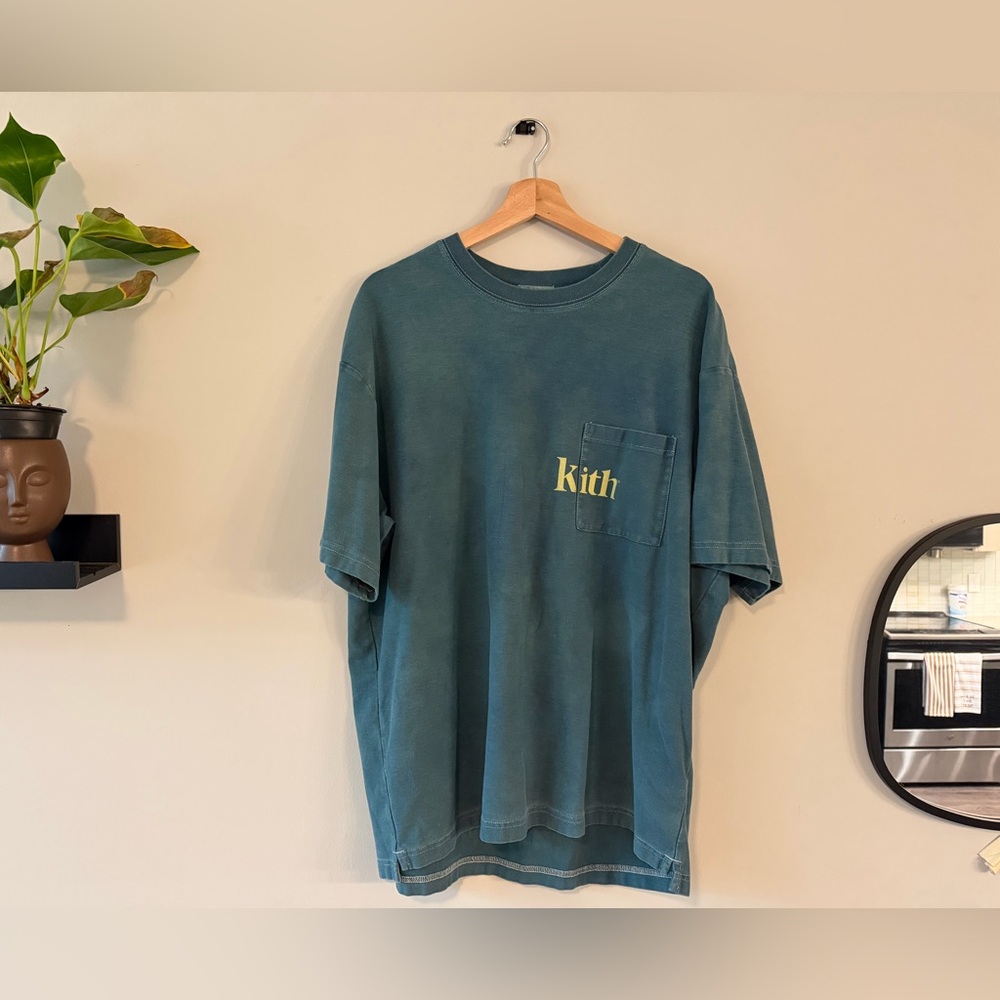 Kith Quinn Tshirt Size Large, hand dyed green